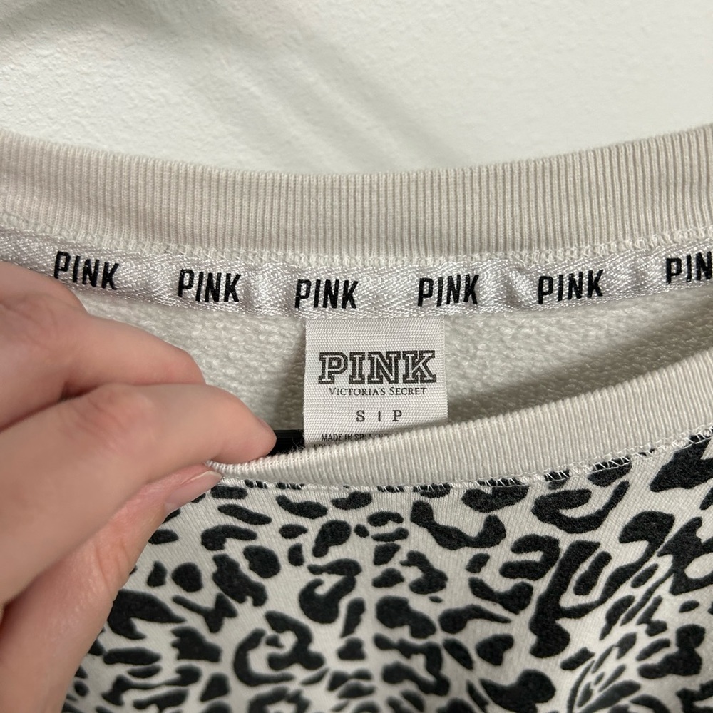 PINK oversized sweater size small